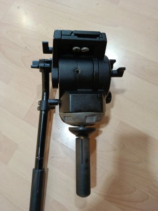 Rótula de vídeo profesional Manfrotto 510