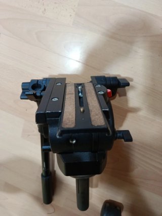Rótula de vídeo profesional Manfrotto 510