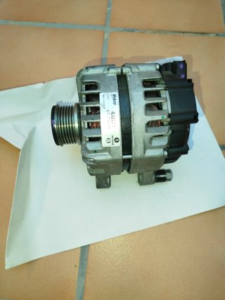 Alternador Valeo 439701 (150A)