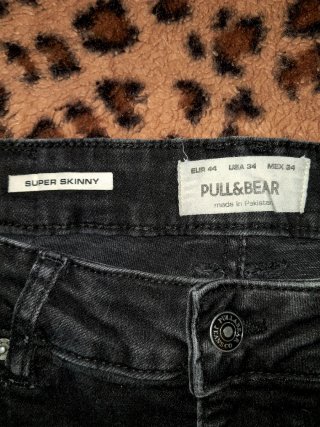 Pantalón Súper Skinny Pull&Bear Negro