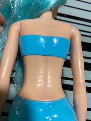 Muñeca Barbie Sirena Color Rebel