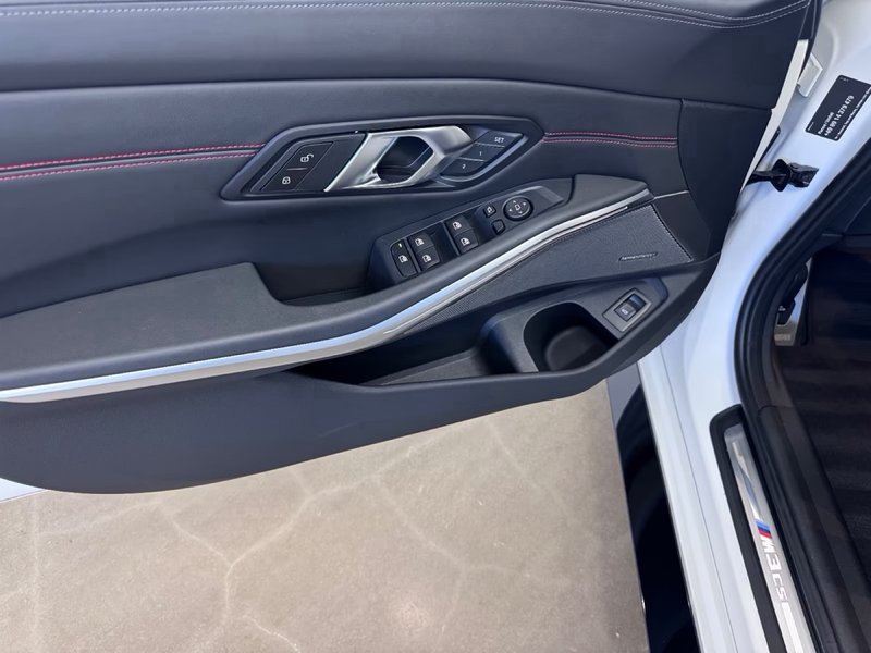 BMW Serie 3 2023, foto 9