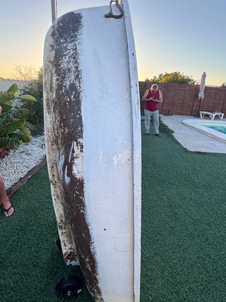 Bote auxiliar de fibra
