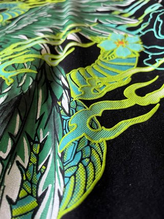Sudadera Bershka Oversize Diseño Dragón y Ave