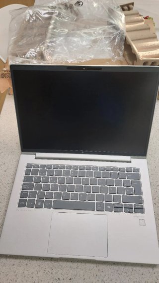 Portátil HP ProBook 445 G11 Ryzen 5 16GB RAM