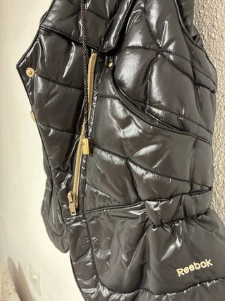 Chaleco Reebok Negro Talla M con Capucha