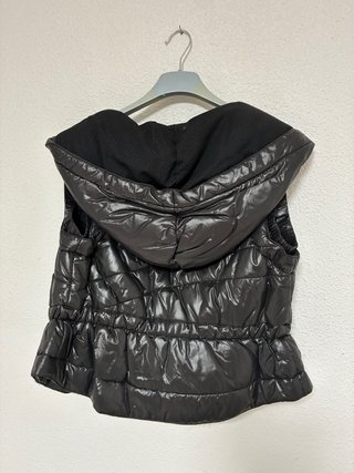 Chaleco Reebok Negro Talla M con Capucha