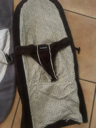 Hamaquita BabyBjörn negra, con 2 fundas incluidas
