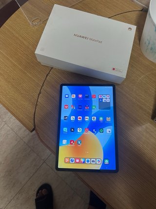 Huawei MatePad Grigio con Caricatore