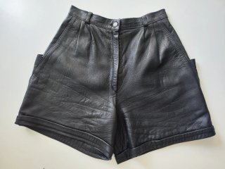 Pantalones cortos de cuero vintage