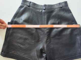 Pantalones cortos de cuero vintage