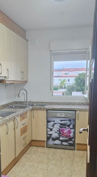 EXCLUSIVO PISO CON VISTAS AL MAR Y LICENC.TURÍSTIC