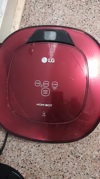 LG HOM BOT Robot Aspirador Rojo