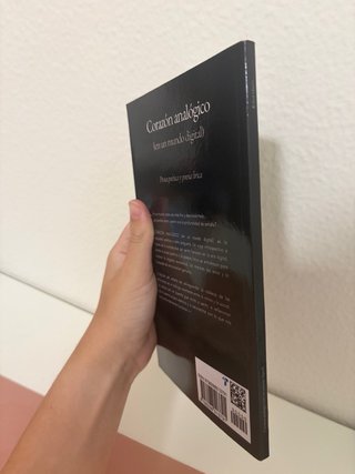 Poesía poética y poesía lírica