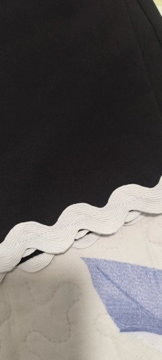 Pantalón corto mujer negro con blanco