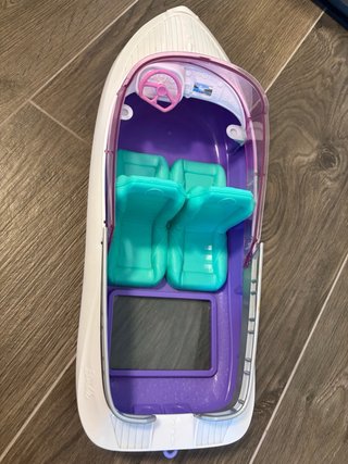 Barco Barbie + dos Barbies bañador