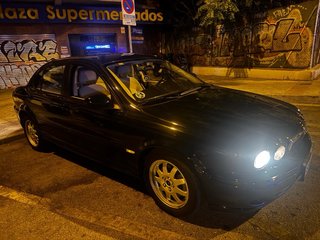 Jaguar X-Type 2024