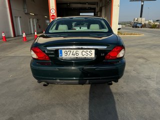 Jaguar X-Type 2024