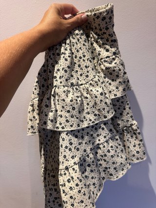 Falda corta con volantes y estampado floral 13/14
