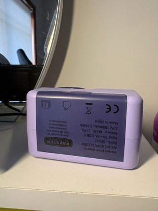 Câmara Instantânea Lilás Nova na Caixa