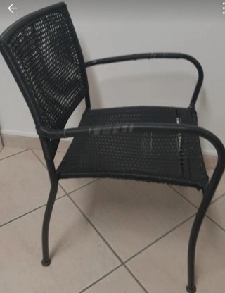 Sedia da giardino in metallo e rattan