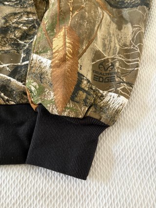 Chaqueta Carhartt Camuflaje con Capucha