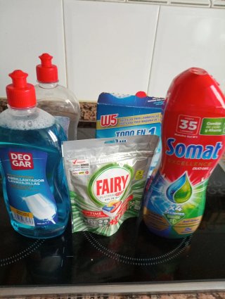 Pack productos lavavajillas: Fairy, Somat, W5, Deo