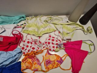 Lote de 8 bikinis talla L/40/12
