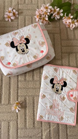 Portapañales y Portadocumentos Minnie