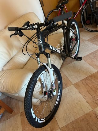 Bicicleta KONA de carbono Talla L