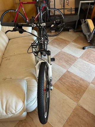 Bicicleta KONA de carbono Talla L