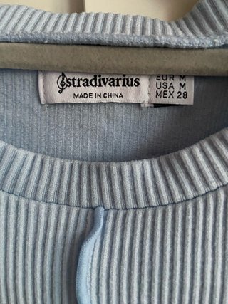 Conjunto 2 Tops Stradivarius