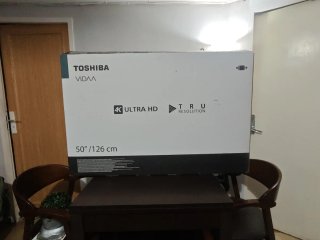 Caja TV Toshiba 50 50UV3363DG (con corchos)