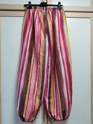 Pantalón bombacho rayas multicolor