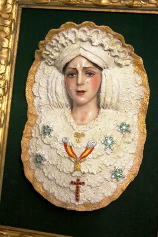 Relieve Virgen Macarena