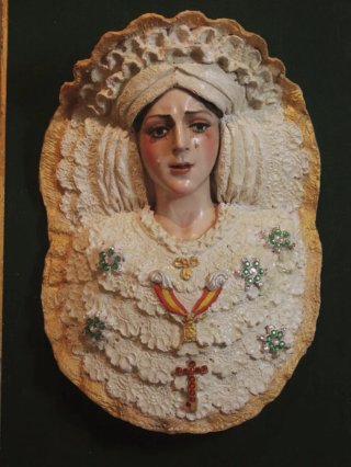 Relieve Virgen Macarena