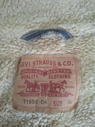 Cazadora vaquera Levi's con forro