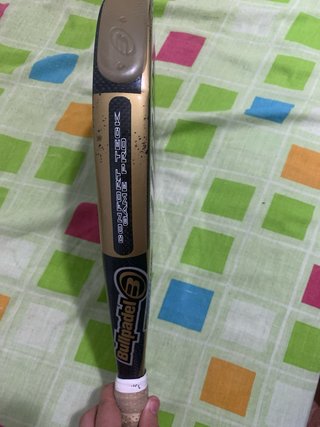 Pala de pádel Bullpadel Excellence 38