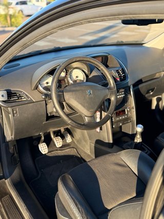 Peugeot 207 2007