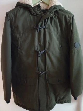 Parka NUKUTAVAKE Talla 14 años. Està impecable.
