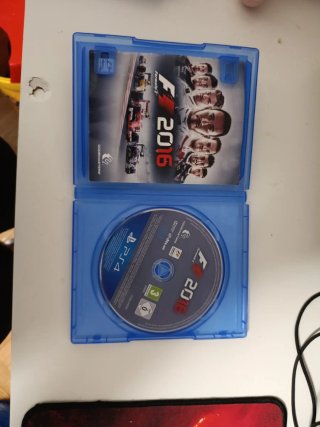 FIFA 20 y F1 2016 PS4