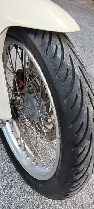 BMW F650