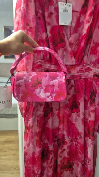 Conjunto de vestido largo y bolso de fiesta Mohito
