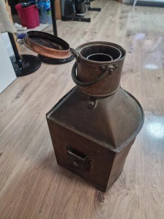 Faro náutico de colección, de cobre.