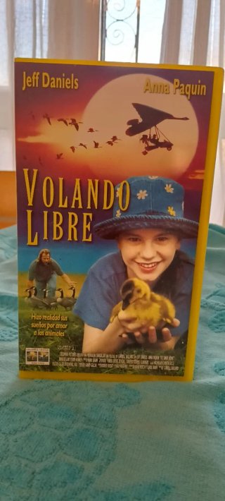 VHS Fly Away Home (Español)