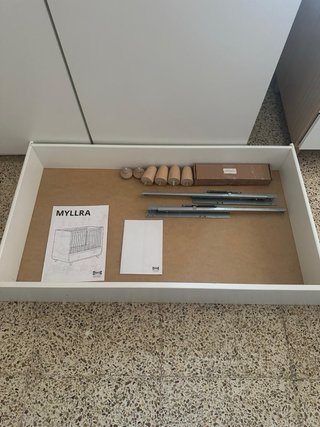 Cuna MYLLRA blanca con cajón 60x120 cm