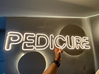 Letrero PEDICURE de luz LED