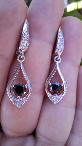 Pendientes Moissanita Negra GRA