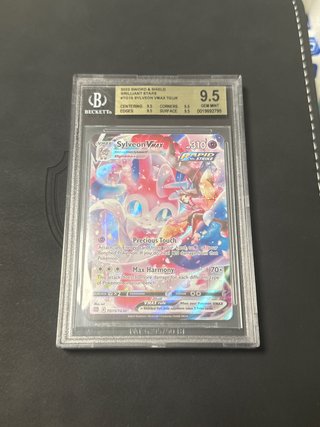 Sylveon VMAX Tour BGS 9.5 Inglés