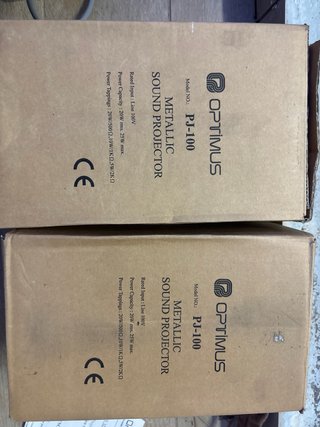 Altavoces nuevos de gran potencia